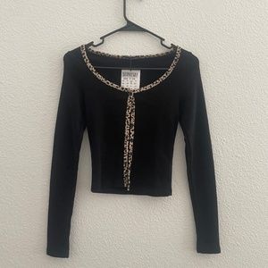 Brandy Melville cheetah long sleeve